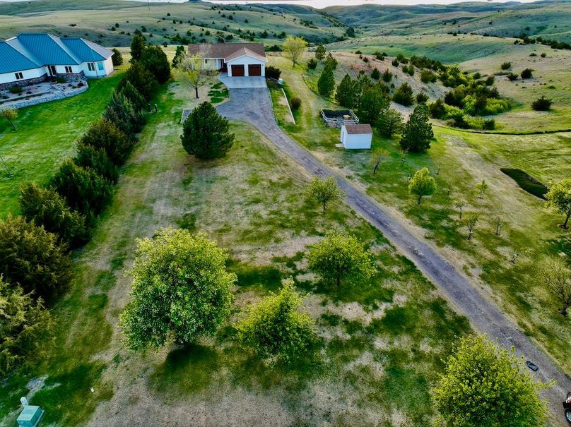 2_Front_Lawn
