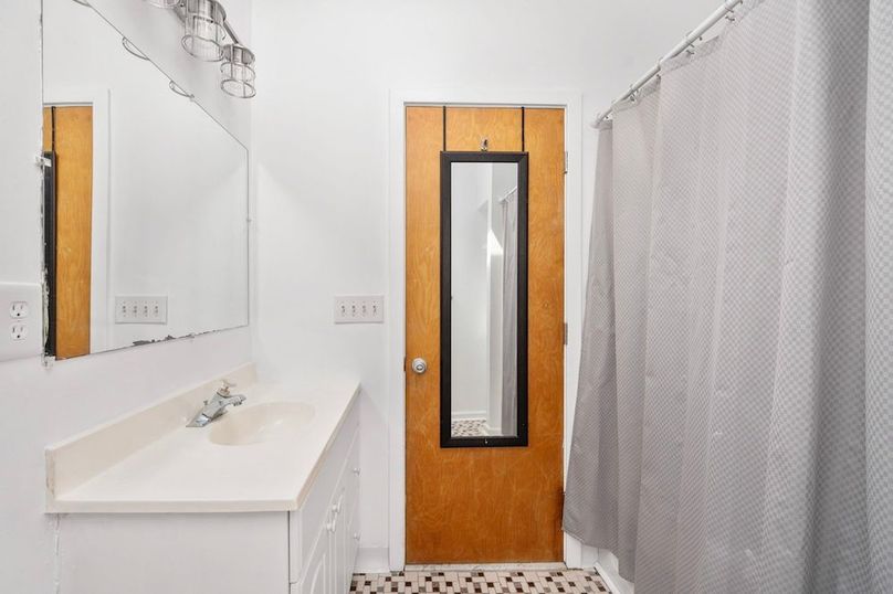 40-44-web-or-mls-279 Poplar Rd interior-27