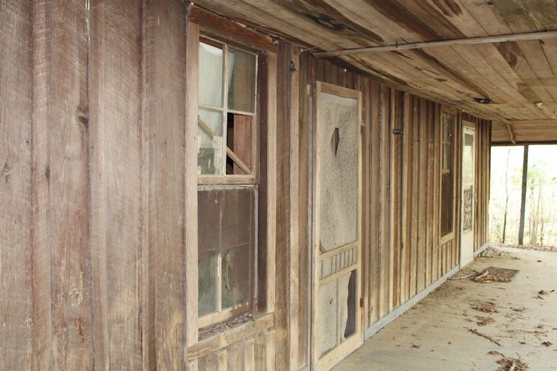 A3F795F6-8FD1-45D6-8179-18865A364C24