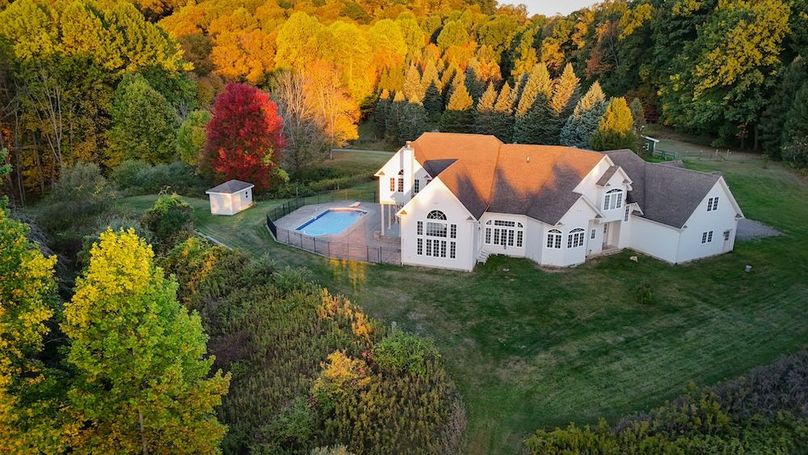 Ontario_9.680_Hardy_Photos_2