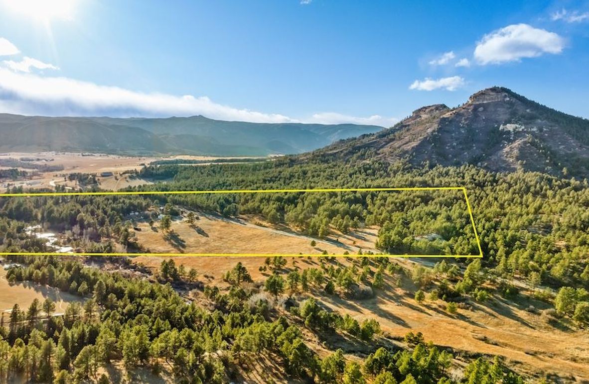 05 - APPROXIMATE PROPERTY BOUNDARY