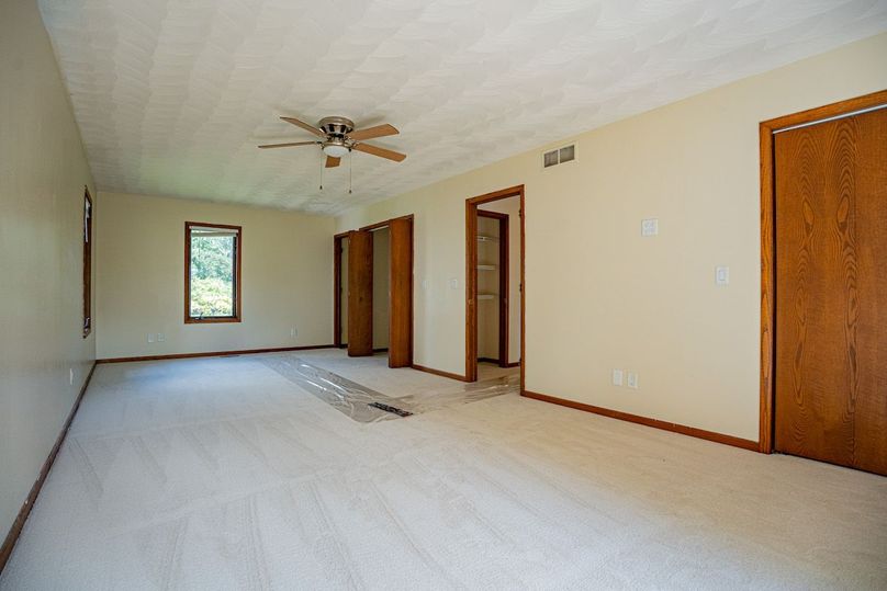 106 splendor ct. Stillman Valley-26