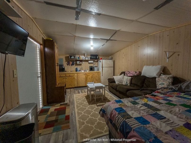 Holmes County - 108 - Rodriguez-22