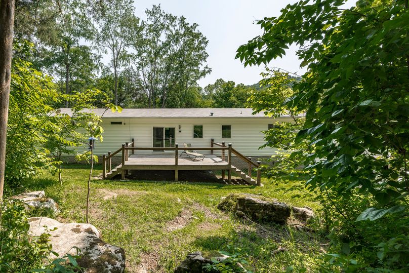 3892 Carters Branch Rd-10