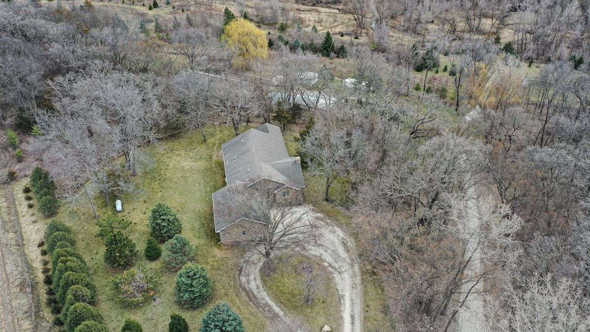 Well-Groomed Hunting Property With Custom-Built Home | Whitetail Properties