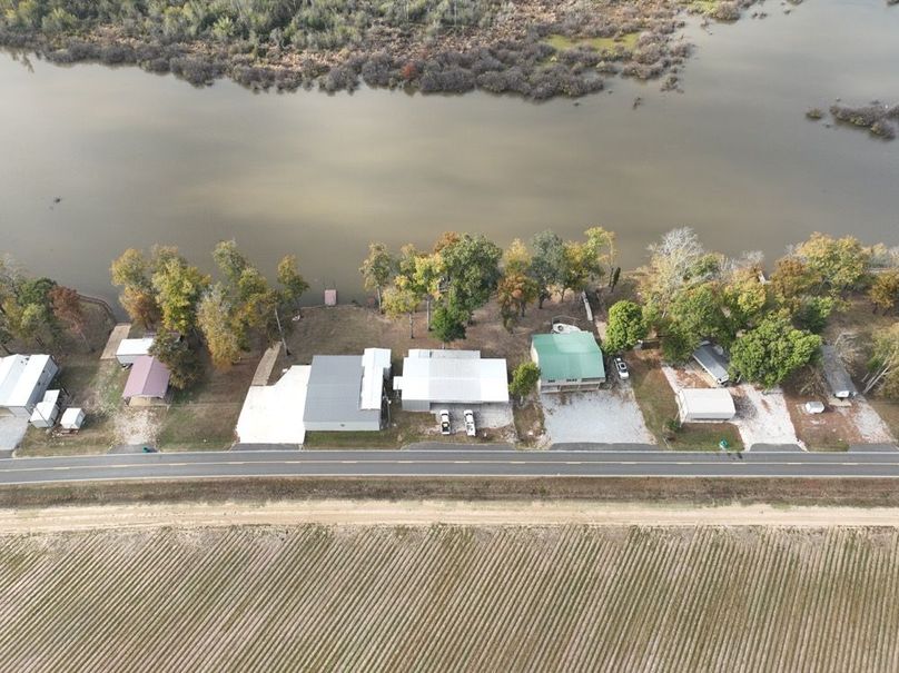 dji_fly_20251120_100112_257_1763735110469_photo