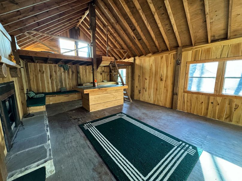 041 inside the cabin