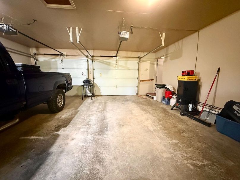 171 Garage