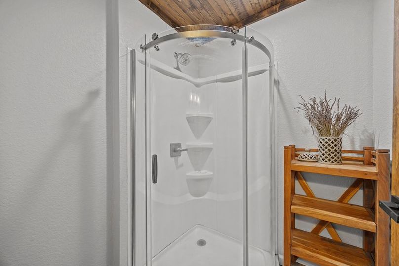 54-web-or-mls-4928 Yellow Creek Rd 097