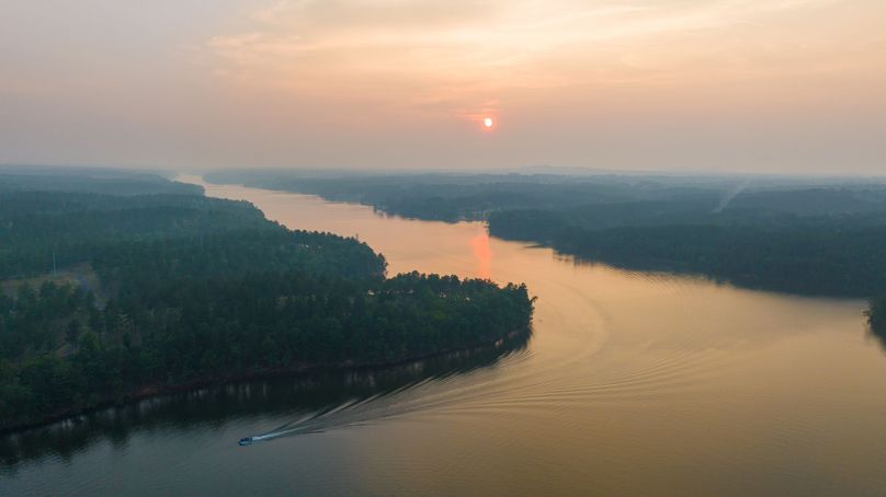 Lake Rhodhiss(1)