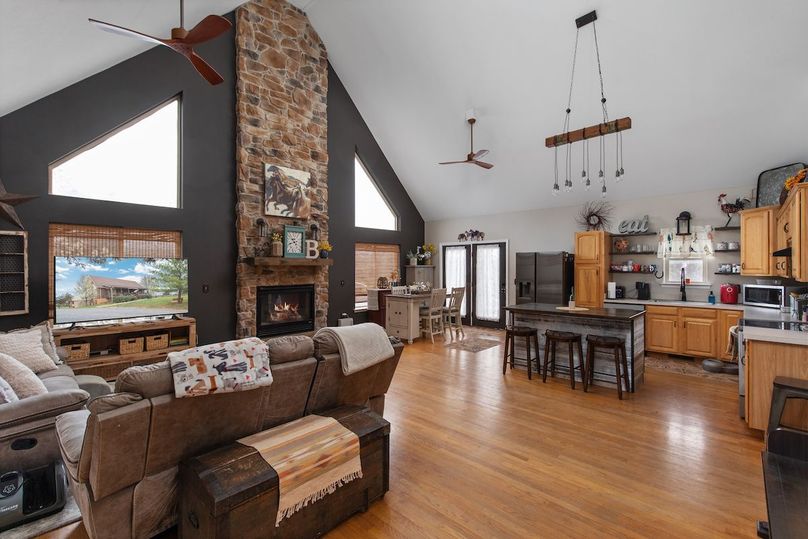 11-BY1A6880_1626 Marys Shady Ln - Chad Pangle - Absolute Altitude - 05