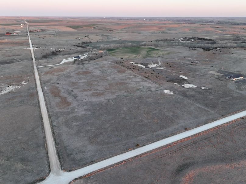 dji_fly_20240404_071938_877_1712233884145_photo