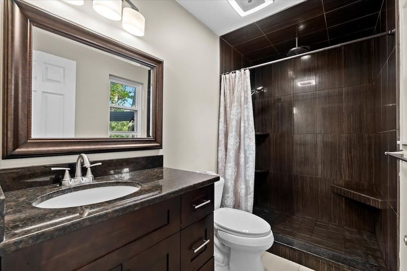 19-10932 Green Oaks Dr