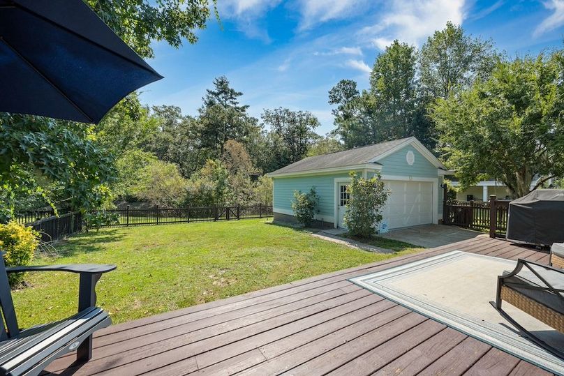 42-web-or-mls-Barclay Media Co_-43