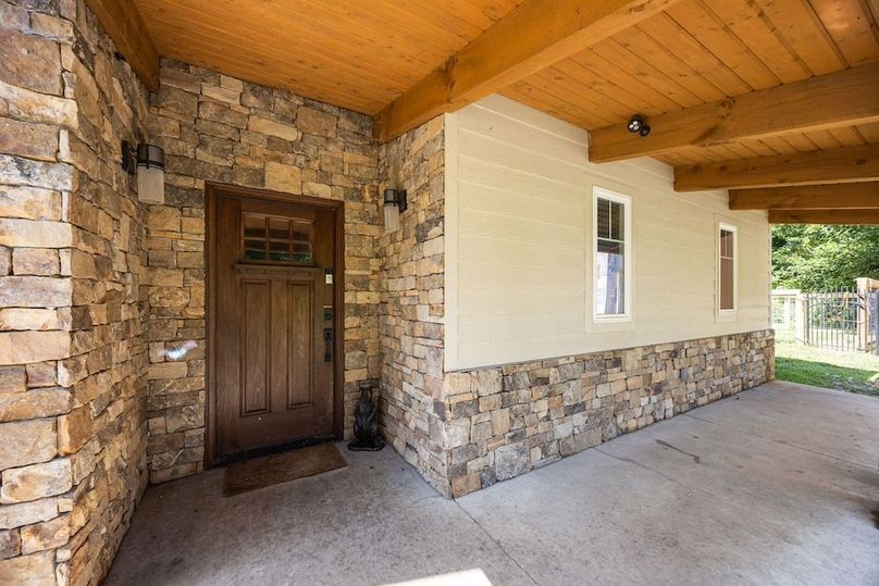 8-web-or-mls-4928 Yellow Creek Rd 006