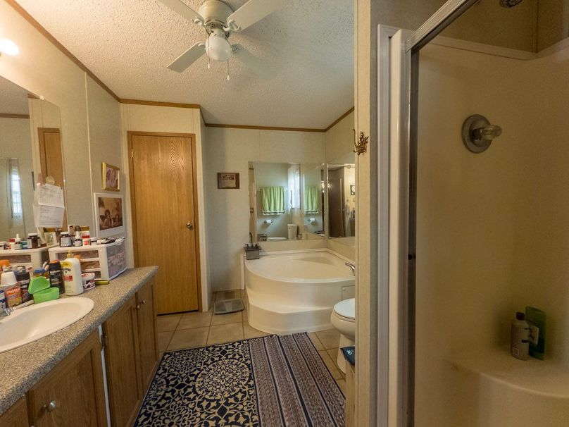 10b-APC_0155-hdr