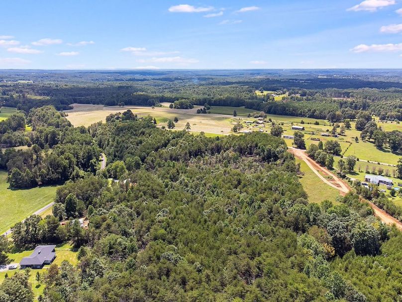 28-web-or-mls-211-luckadoo-rd