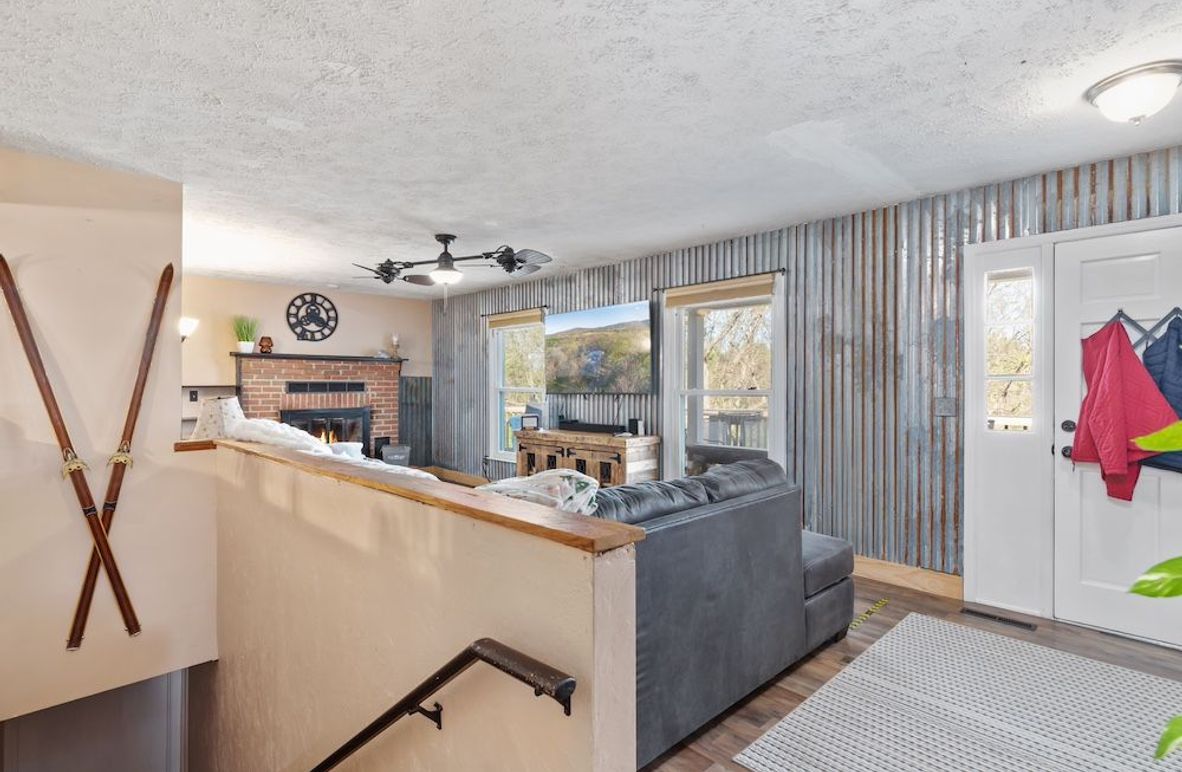 03-2E6A7576_  1857 Marys Shady Ln - Absolute Altitude - 4 - 2025 - 03