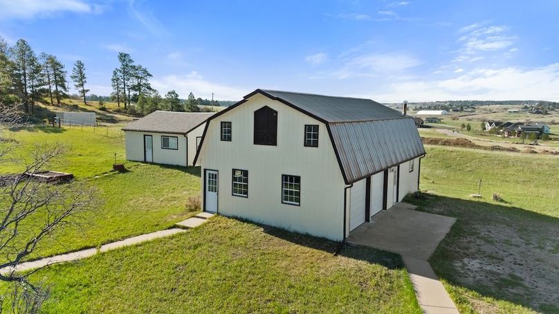 137a - Detached Garage