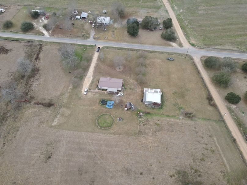 dji_fly_20251227_153834_766_1766872703472_photo