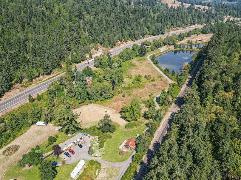 23-web-or-mls-2013-umpqua-hwy-99