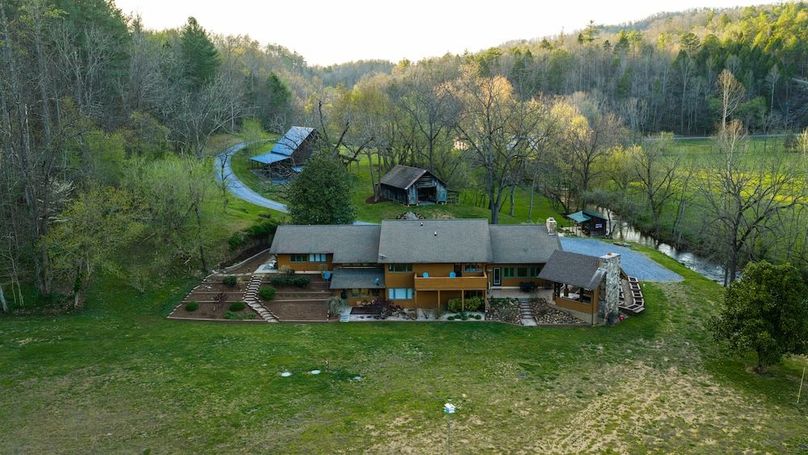 Sevier TN 77.63 Featured_Pro Photo-22