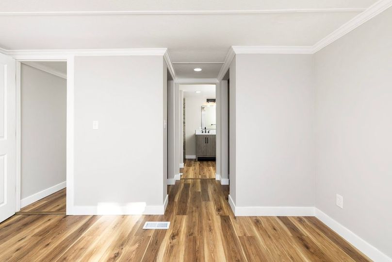 19-10-web-or-mls-870-S-Hill-Rd-10