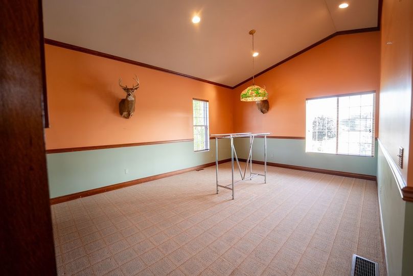 Lapeer MI 170 Featured_Pro Photo-28