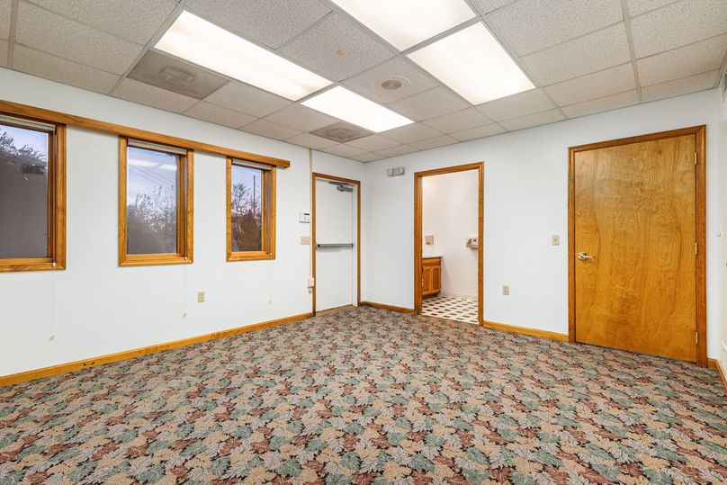 09-2E6A1016_ 1001 Sushruta Dr - Absolute Altitude - 10 - 2025 -13