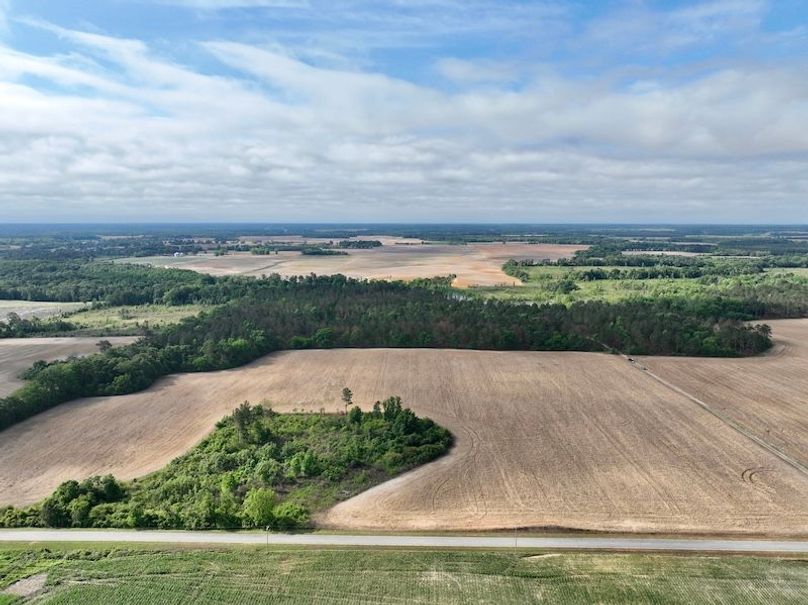 dji_fly_20260427_095234_604_1777299978021_photo