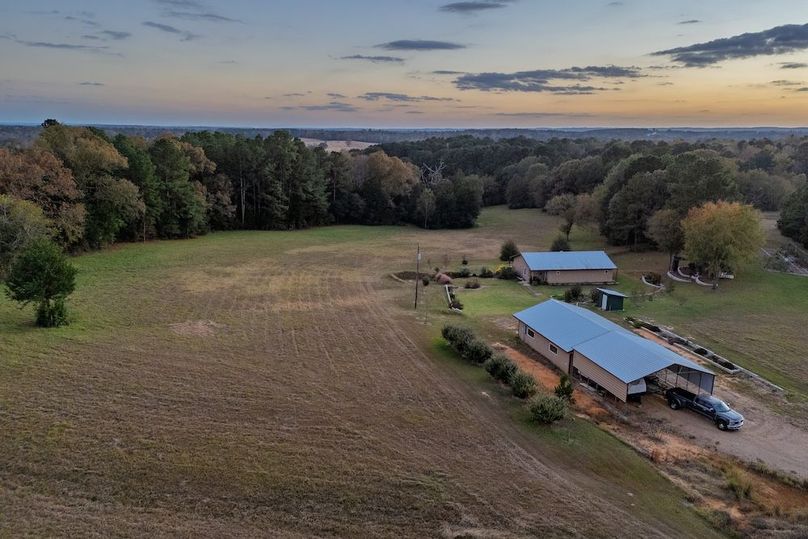 DJI_20251112173119_0039_D