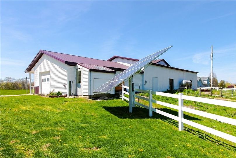 025-Barn5
