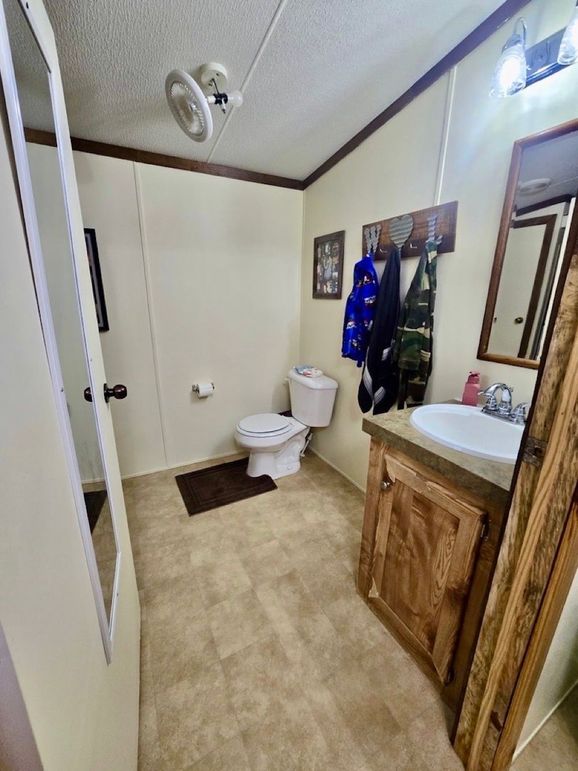 8D346AC6-CDCB-4E47-AFDE-FEE19D792455_1_105_c-2