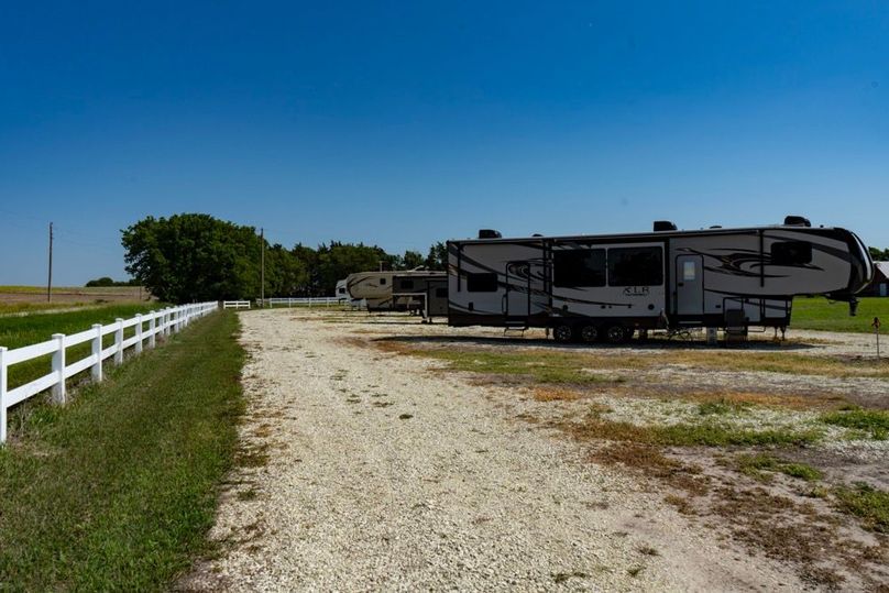 Smith Co, 32.9_055