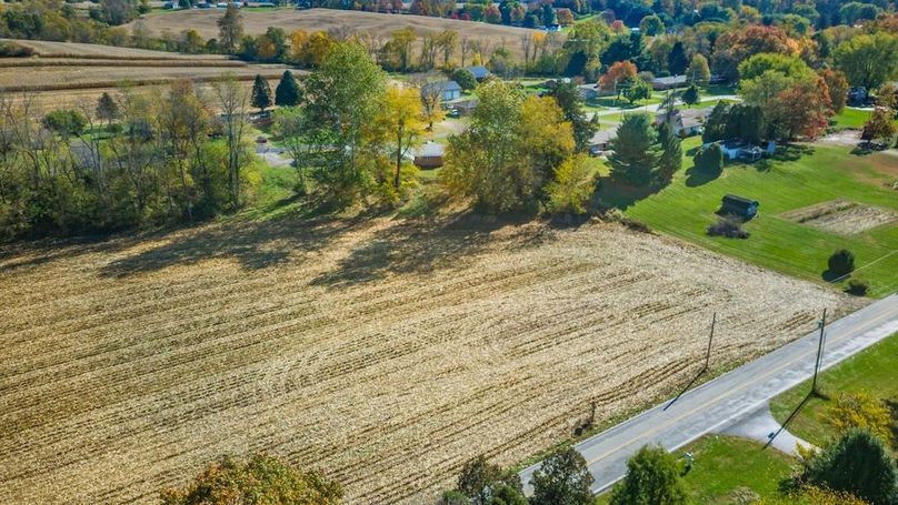 21-zj 1980 Hickman Rd NE016-2