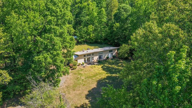 76-58-web-or-mls-279 Poplar Rd drone-9