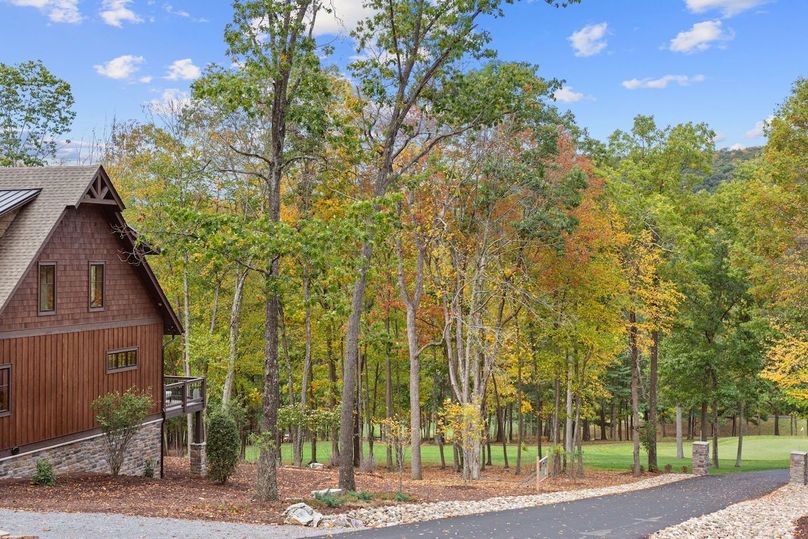 22-web-or-mls-6400 Golf Club Drive-74