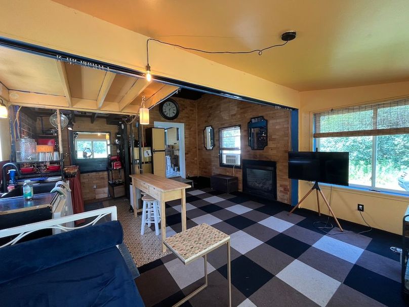 Yates_9_Dunlop Photo 33