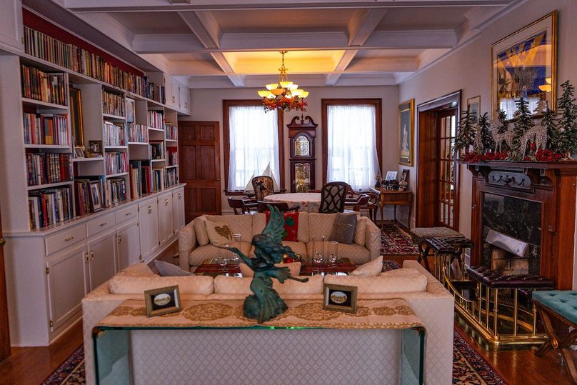 Lewis, WV 246 E 1st Wyllie-010