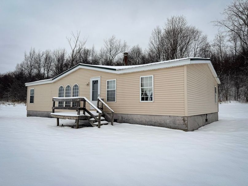 Jefferson_NY_1.04_Community_Ba nk_Photos_33