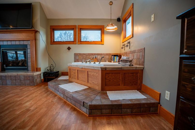 3605 Big Hill Rd.-071