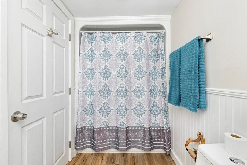 27-19-web-or-mls-1051-S-Hill-Rd-19