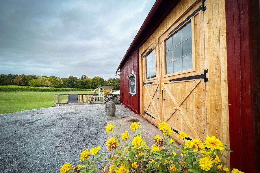 Seneca_15.2_Cayuga Ridge WInery Photo 6