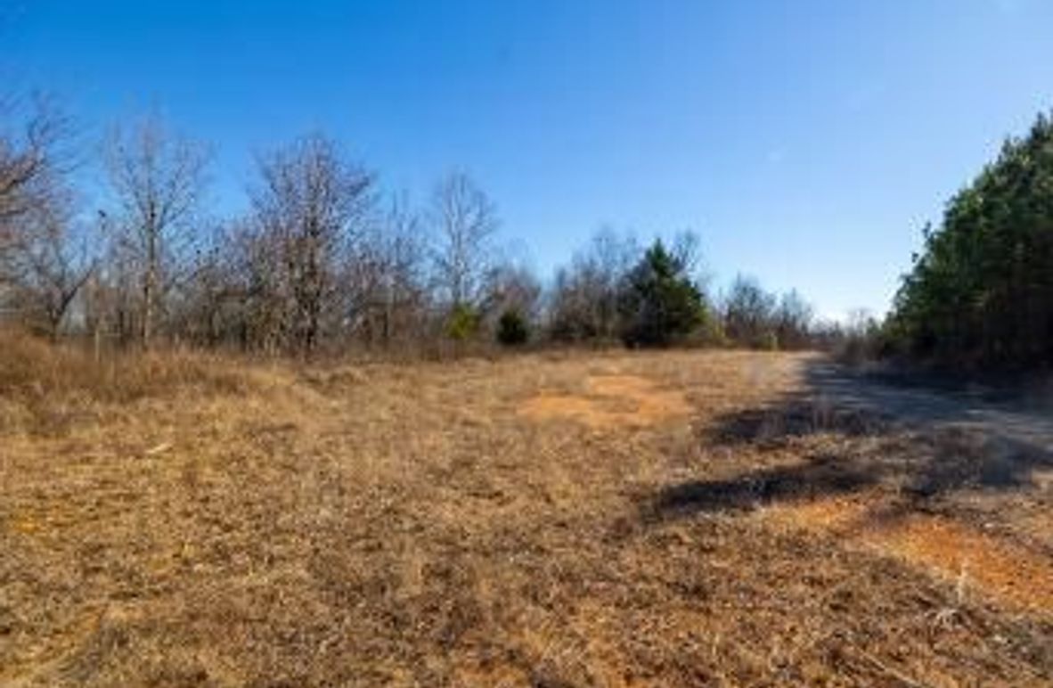 MCKINNON TRACT 17-01