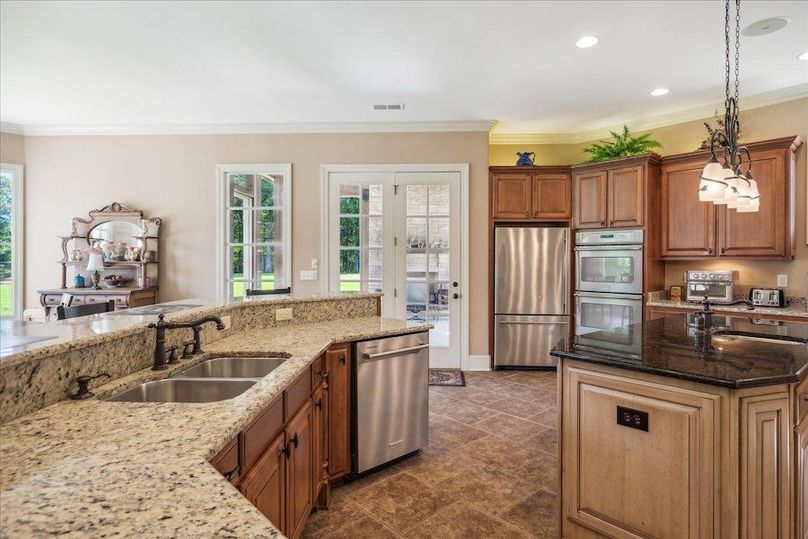 17-17-1528249m-5300 Raleigh Lagrange Dr