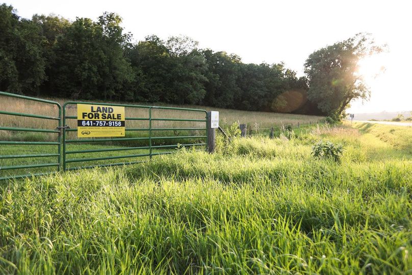 HARRISON CO. IA 24.85_70