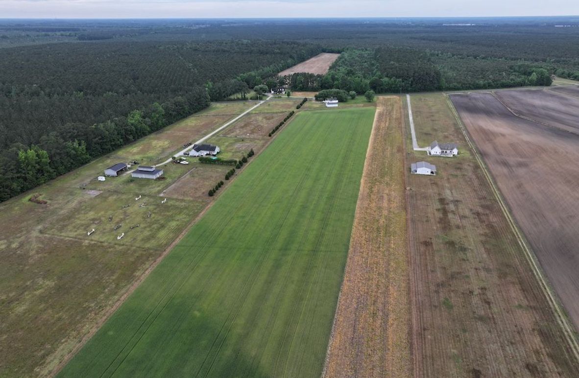 dji_fly_20260430_141352_0700_1777579870316_photo