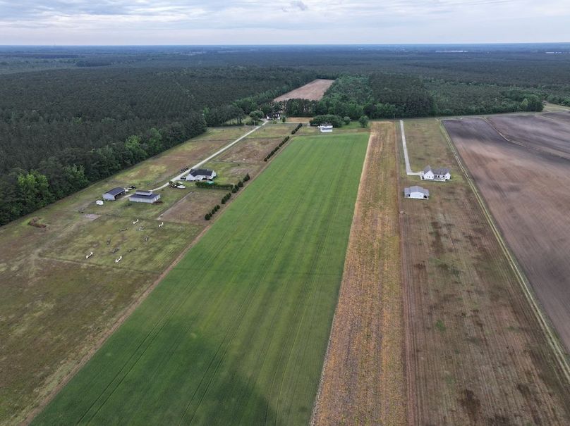 dji_fly_20260430_141352_0700_1777579870316_photo