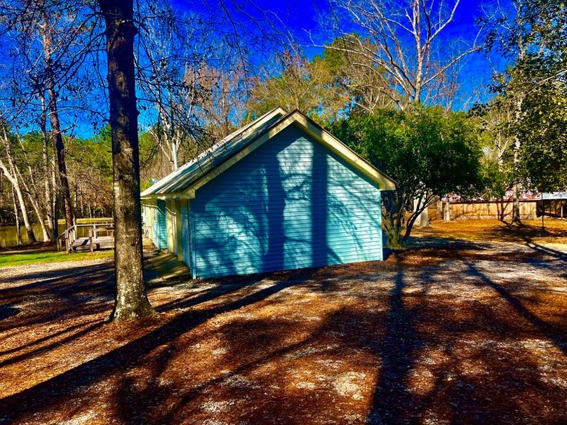 A77E1815-DFBB-4C5B-B8C9-BA62E71593F9_1_201_a