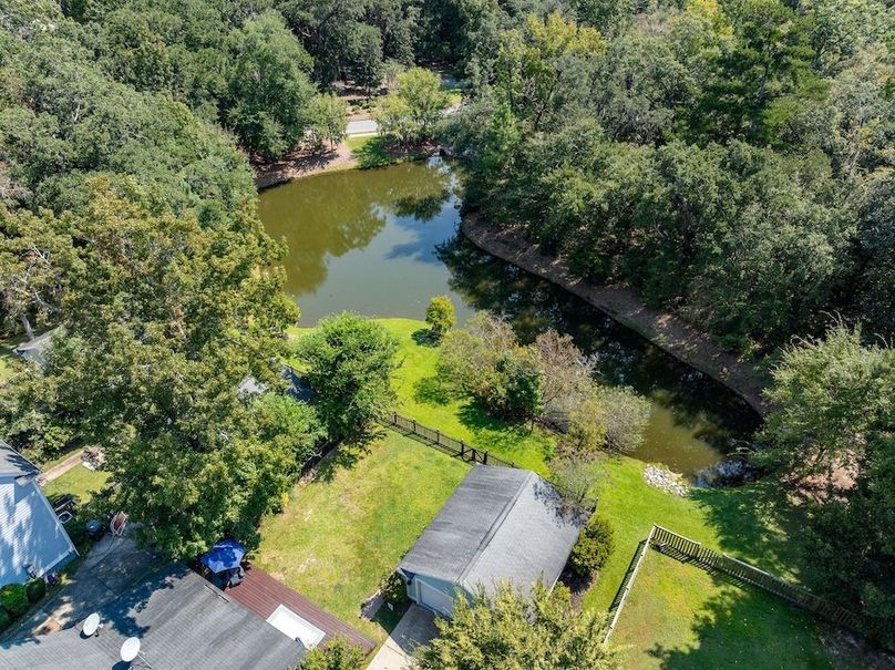 49-web-or-mls-Barclay Media Co_-49